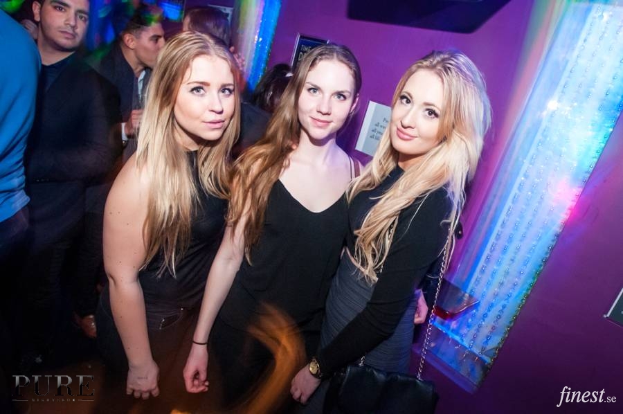 Fredag på PURE Night Club