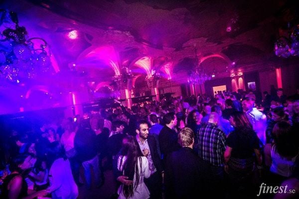Söndag på Café Opera
