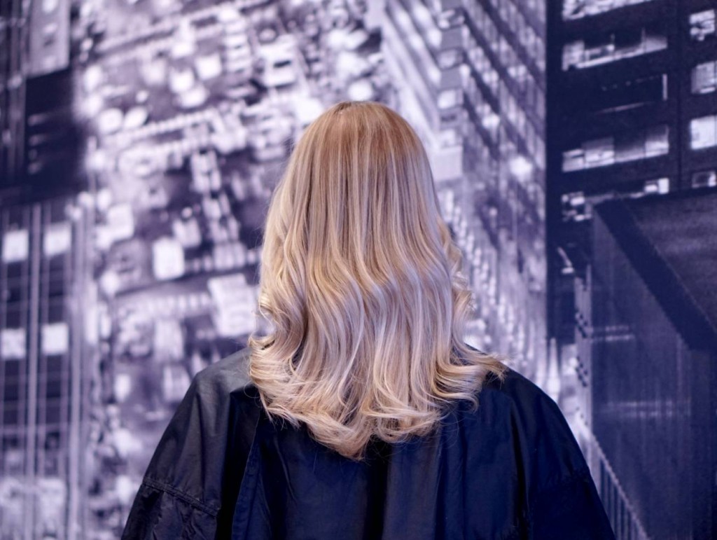 blondehairtalk1